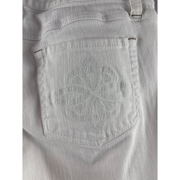 Cabi White Denim Jeans Womens Size 6 Embroidered Back Pockets Slim Fit - Picture 5 of 6